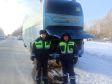 Сотрудники Госавтоинспекции Томской области оказали помощь пассажирам автобуса, оказавшимся в сложной дорожной ситуации